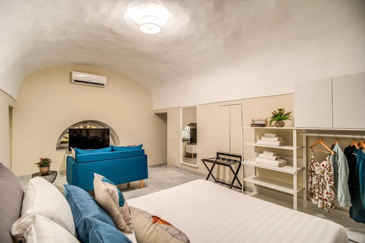Pignatelli Loft Apartment Naples